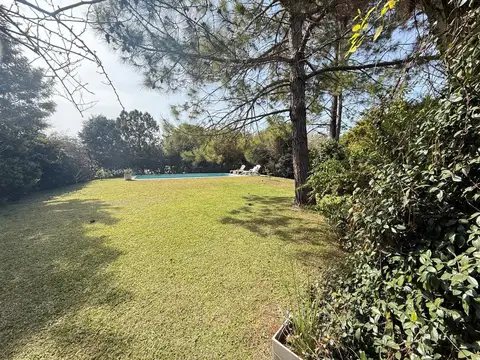 Casa en Alquiler al Oeste