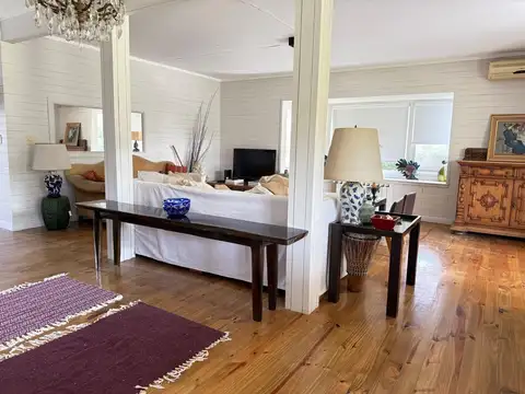 Casa en Alquiler de 3 dormitorios