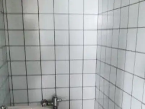 Oficina 3 ambientes con 1 baño