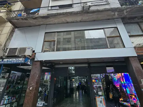 Deposito o local en venta en Once Ideal para MeLi