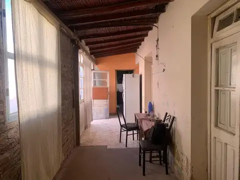 SE VENDE PROPIEDAD PARA DESARROLLO O RECICLAR