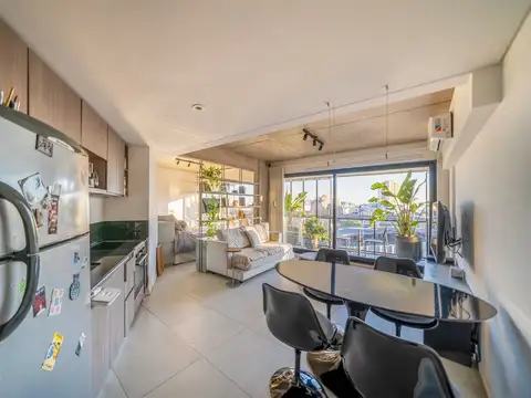 Bernardo de Irigoyen 1100, Piso 9