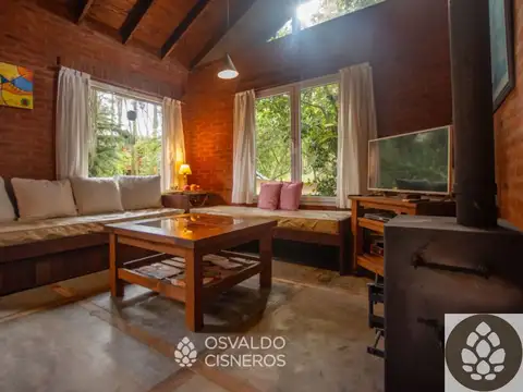 Los Queques - Mar de las Pampas: casa 2 dorm, parrilla y cochera semicubierta 100