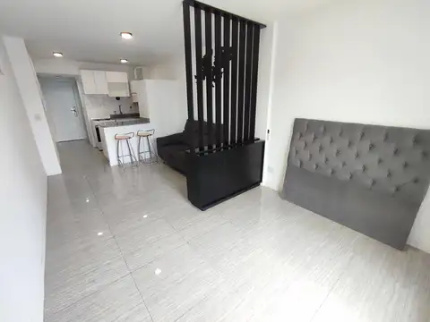 VENTA DEPARTAMENTO MONOAMBIENTE CON COCHERA EN PICHINCHA