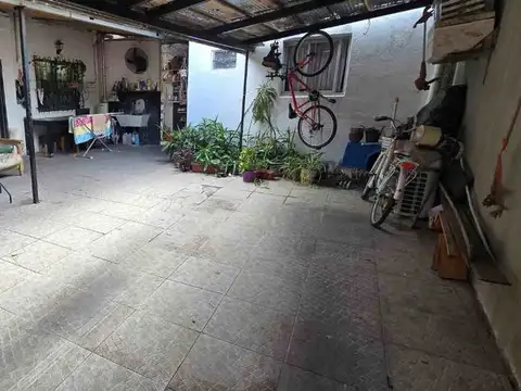 Depto Tipo Casa 4 ambientes con 1 baño