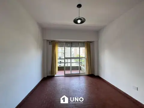 Av. Francia 800, Piso 04