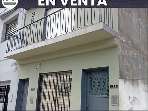 Amplia casa con departamento