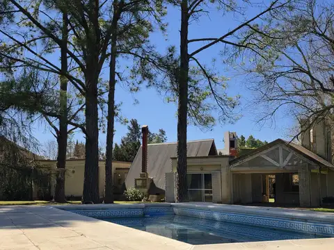Venta, Casa, 2 dorm, Lote 2.679m2 | Zona AR4-7 | Lindero Don Mateo | Funes