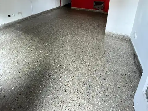 Depto Tipo Casa en Venta de 2 ambientes