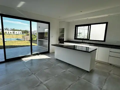 Casa en Alquiler A Estrenar