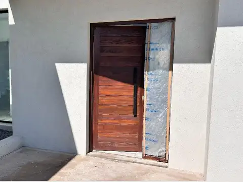 Casa en Alquiler en Medal Country club, USD 1.400