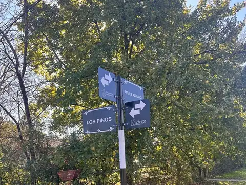 El Mangrullo Calle Los Pinos Y Pje Alcanfor