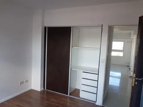 Ingeniero Acevedo 100, Piso 5