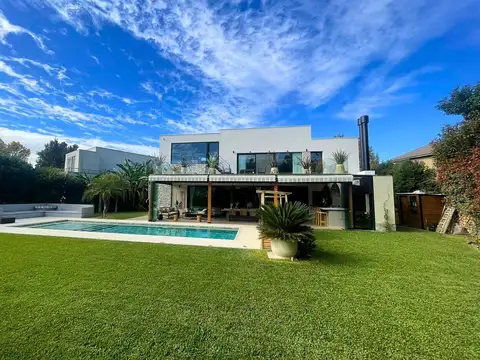 Casa en Venta en Ayres De Pilar, USD 1.290.000