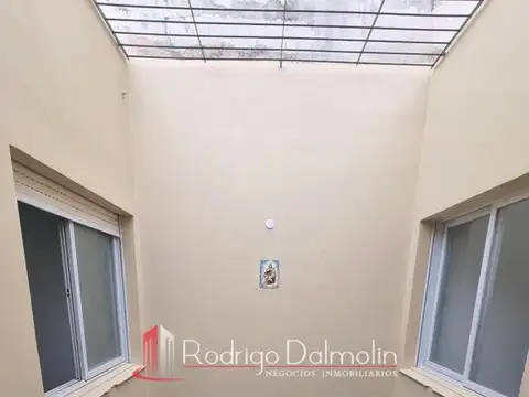 VENDO - PERMUTO. Propiedad en venta totalmente renovada. Concordia, ER.-