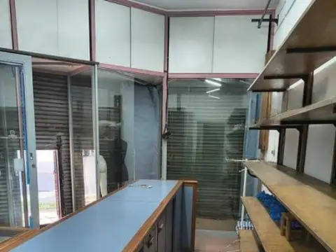 Local en Alquiler en Moron Norte, $ 550.000