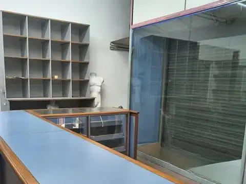 Marinos de Fournier 393 , Piso 0