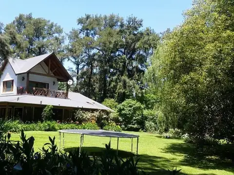 CASA EN VENTA EN MORENO