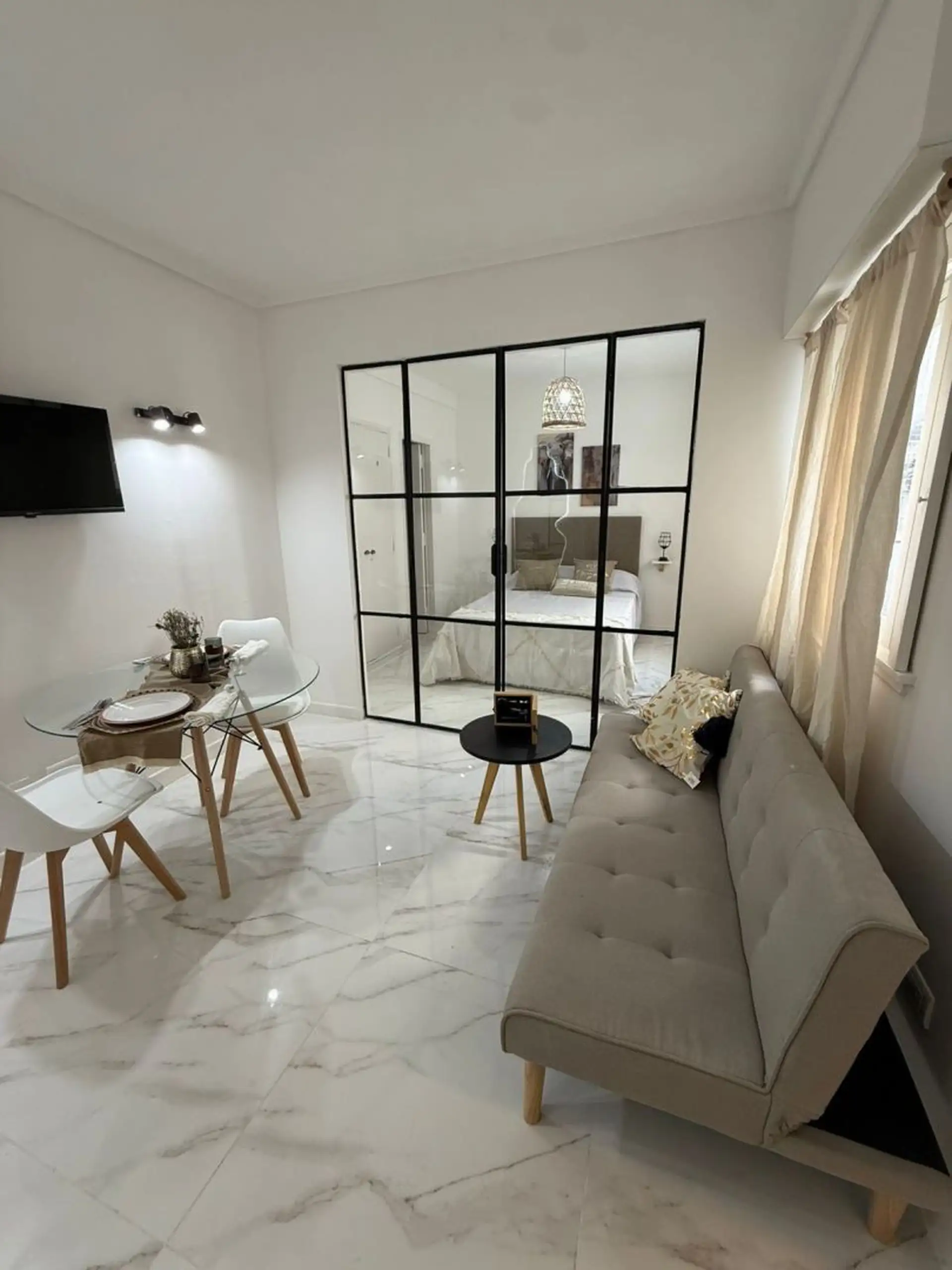 Venta 1 Ambiente con lateral reciclado en Mar Del Plata