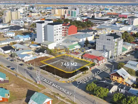 VENTA - RIVADAVIA Y MACKINLAY