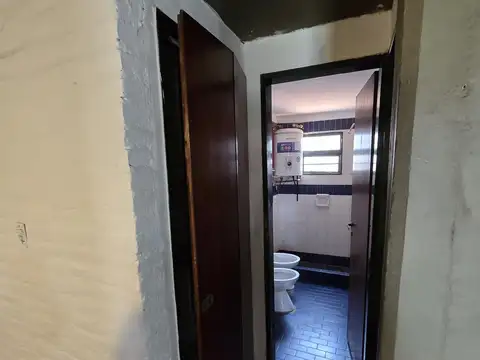 Departamento tipo casa en venta en Villa Luzuriaga
