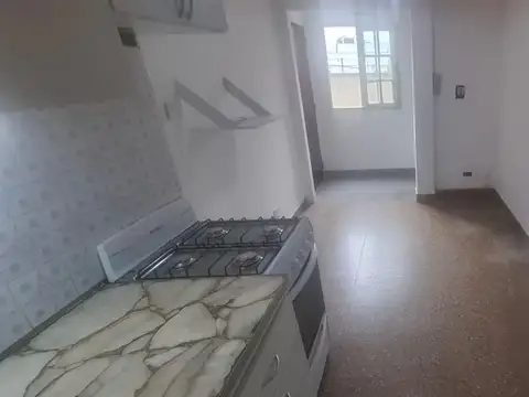 Departamento 3 ambientes con 1 baño