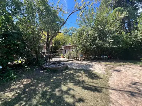 VENTA QUINTA 6 AMB SOBRE LOTE 1940 M2  TORTUGUITAS