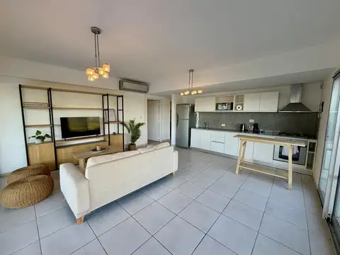 Departamento en Alquiler con 1 cocheras