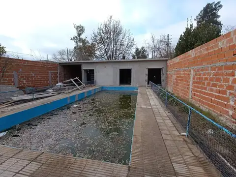 VENTA LOTE CONSTRUCCION A MEDIA DERQUI C/ PILETA