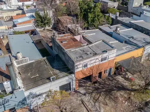 Galpón en Venta en La Plata [Cod: 1-13639017083976]