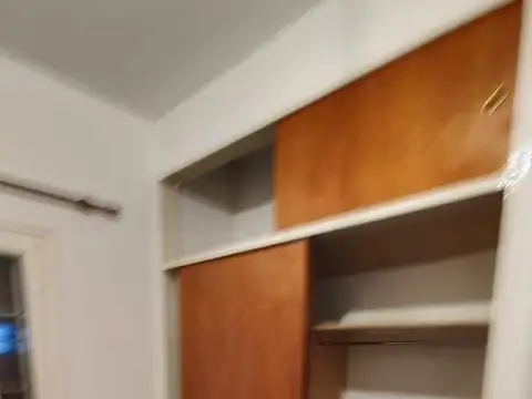 VENTA - DEPTO TIPO CASA 3 AMB CON PATIO Y PARRILLA. BANFIELD