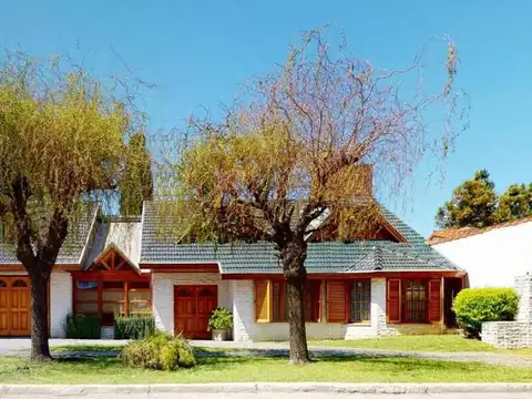 Casa en Venta de 5 dormitorios