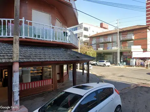 Jorge Newbery e/ Buenos Aires y Belgrano
