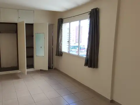 Departamento en Alquiler en Constitucion, $ 370.000