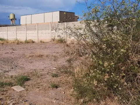 LOTE EN VENTA   240m2  PERDRIEL LUJAN DE CUYO