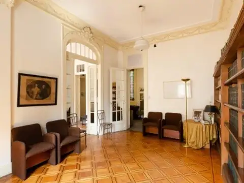 Departamento 11 ambientes con 3 baños