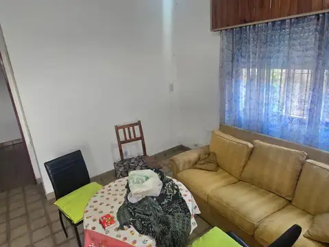 Depto Tipo Casa en Alquiler de 2 ambientes