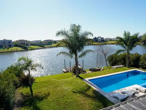 CASA EN VENTA SAN SEBASTIAN