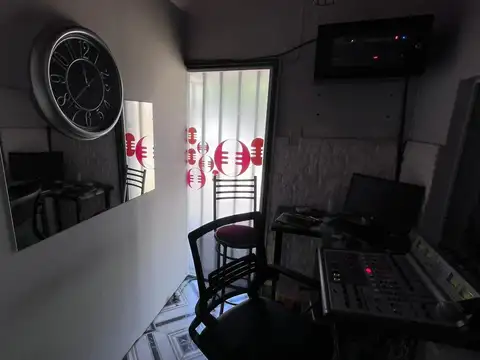 CASA IDEAL VIVIENDA CON USO PROFESIONAL