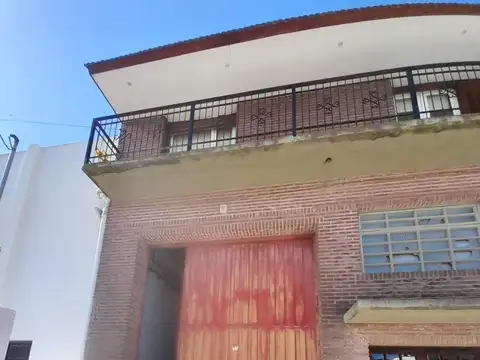  ALQUILER GALPON. 300M2