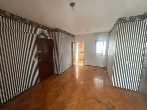 OPORTUNIDAD, Departameto de 3 ambientes luminoso
