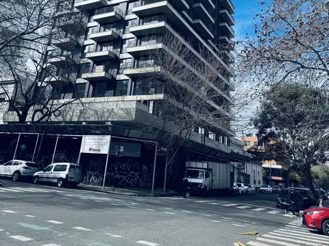 53 esquina 9 700