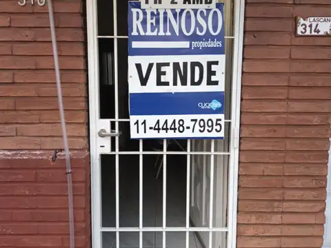 PH AL FRENTE 2 AMBIENTE ENTRADA INDEPENDIENTE CON PATIO