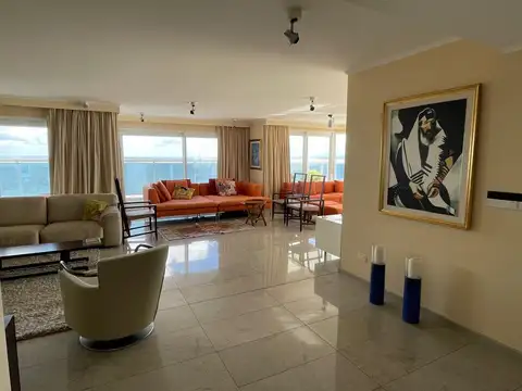 Departamento en Venta de 5 ambientes