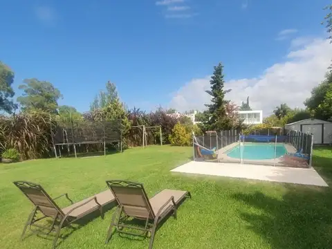 ALQUILER CASA EN BARRIO PRIVADO CON PISCINA