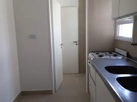 Departamento en Alquiler en Parque Chas, $ 1.200.000