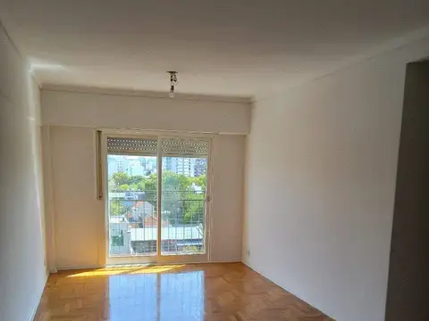 Villa Ortuzar, Semipiso 3 amb.vista abierta