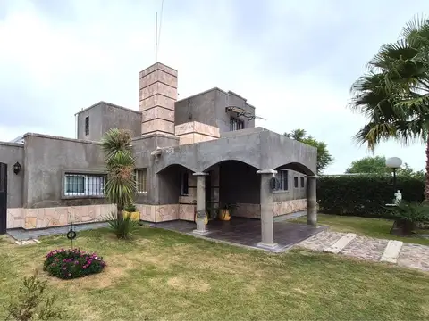 Casa en venta en barrio privado "el prado"