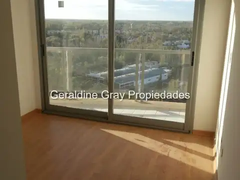 Calle Mariano Moreno 177, Edificio Atlas del 100