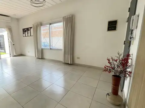 Casa en Venta en Centro de Luján, USD 129.000